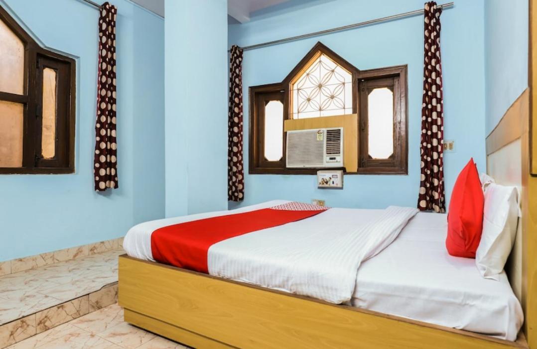Hotel Raj Hans Dx New Delhi Exterior photo